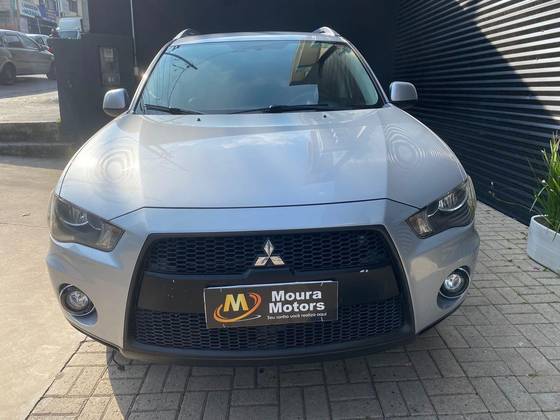 MITSUBISHI OUTLANDER 2.4 4X4 16V GASOLINA 4P AUTOMÁTICO